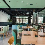 Green Port Apartament Lwowska With Swimming Pool Kolobrzeg By Noclegi Renters