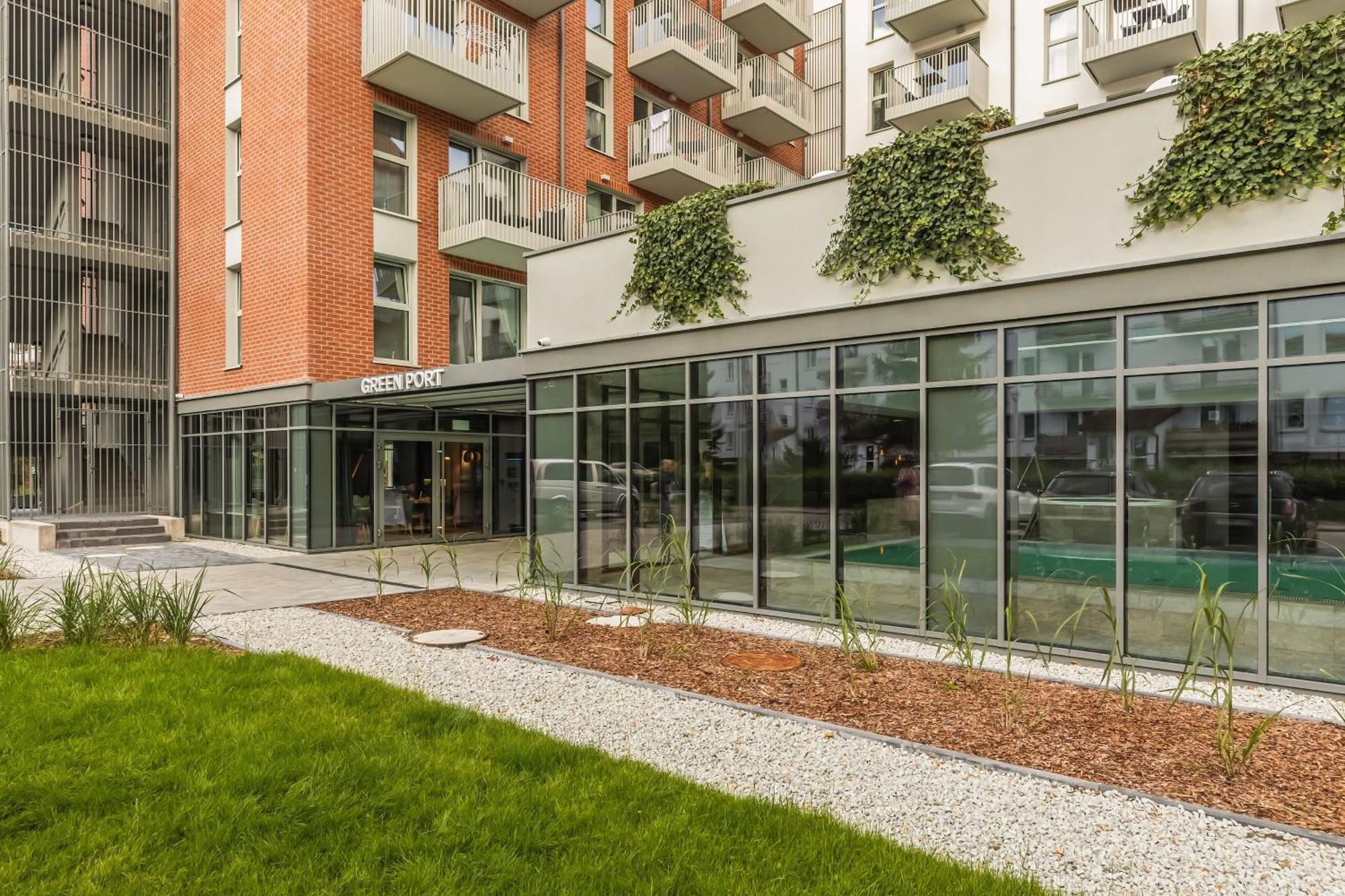 Port Lwowska With Swimming Pool By Renters *